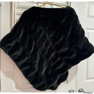 Donna Salyers Fabulous Furs Faux Fur Textured Poncho Cape Black Onyx One Size